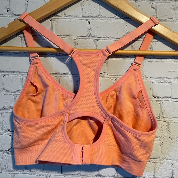 La Vie En Rose Sports bra - Picture 4 of 8